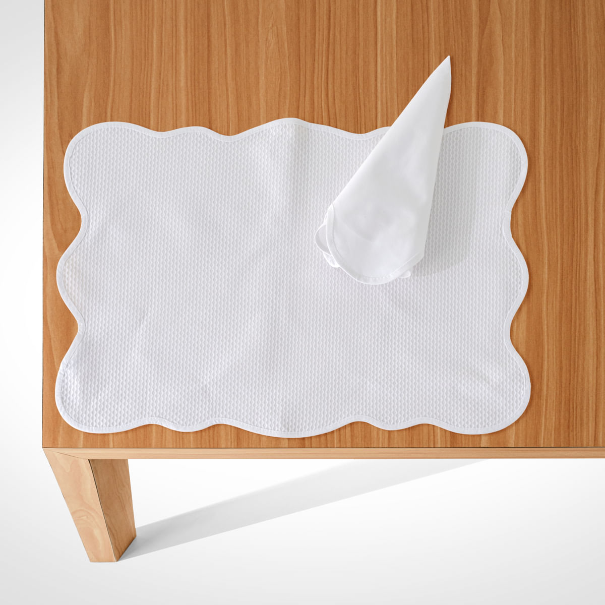 02 06 0056 Jg Americano Madeleine Branco.jpg